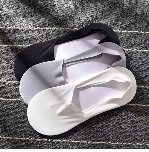 FlexiWeave Seamless Glide Socks